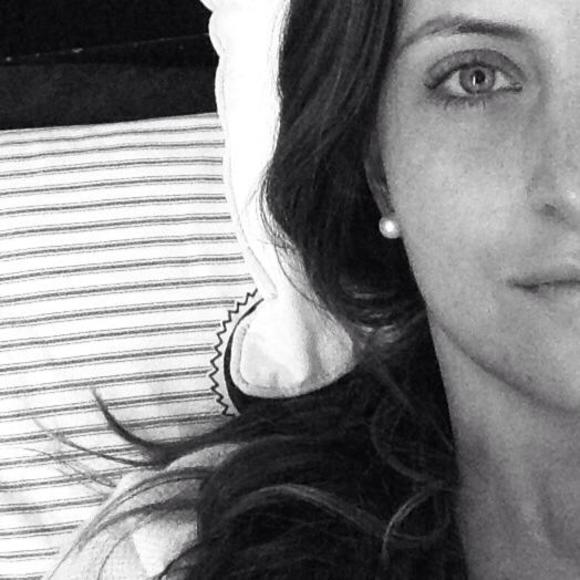 Meet your Posher, Paola - Picture 1 of 1